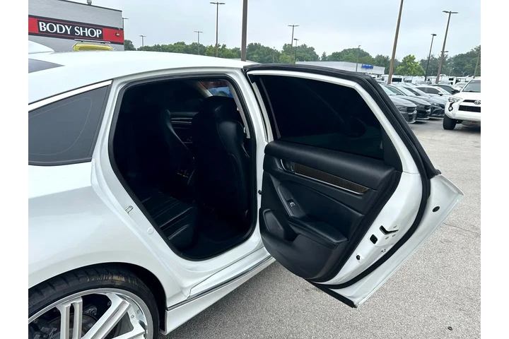 $16980 : 2018 Accord Sedan EX-L 1.5T C image 10