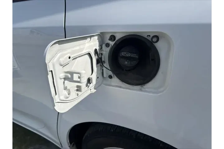 $12999 : Toyota Sienna 2017 LE 7-Pass image 10