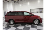 $24929 : Sienna 2017 thumbnail