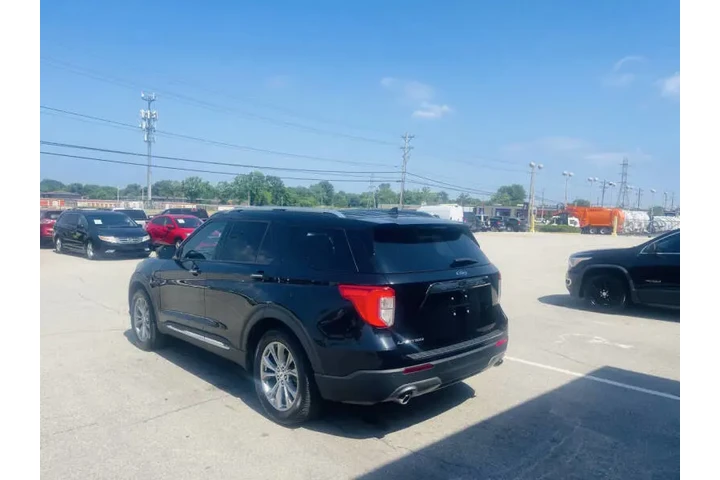 $22999 : 2022 Explorer Limited image 6
