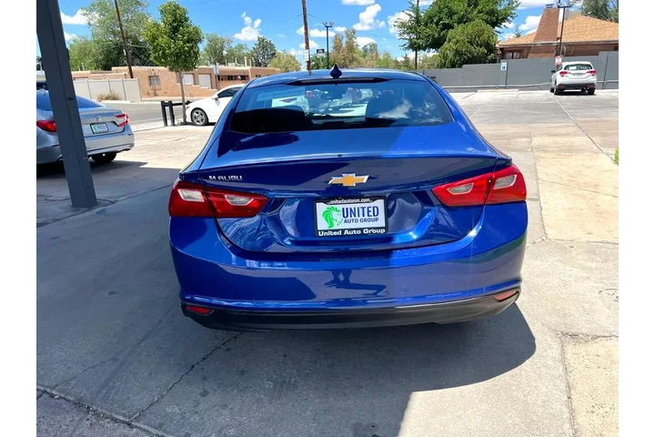 2023 Malibu 1LT image 6