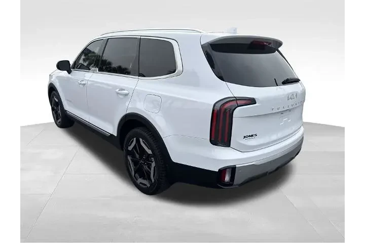$27193 : Kia Telluride 2023 AWD EX 4d image 5