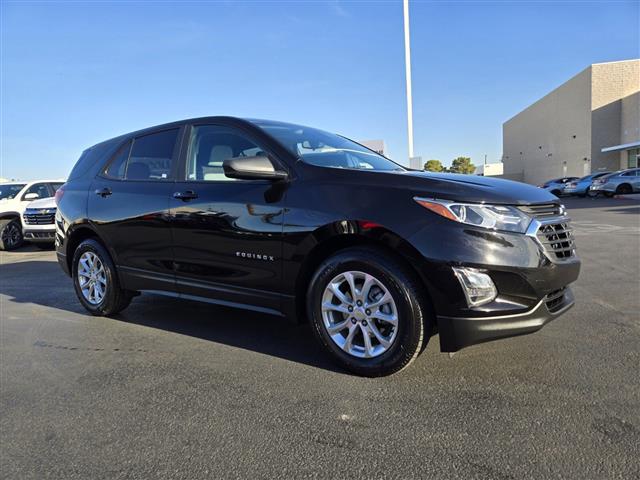 $18701 : Pre-Owned 2021 Equinox LS image 1