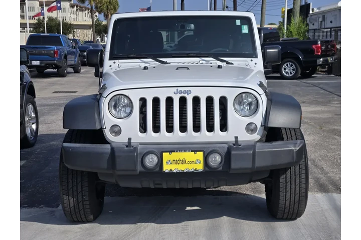 $22793 : Jeep Wrangler Unlimited 2017 image 2