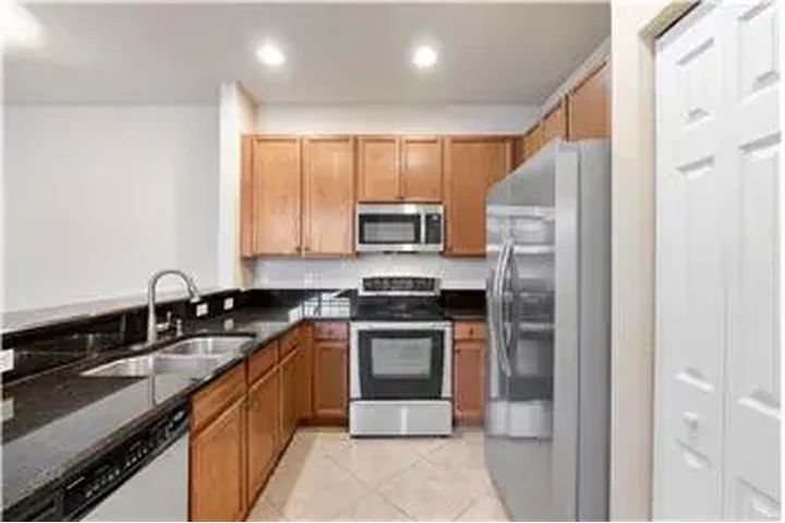 $2450 : Rental property with 2 bedro image 2