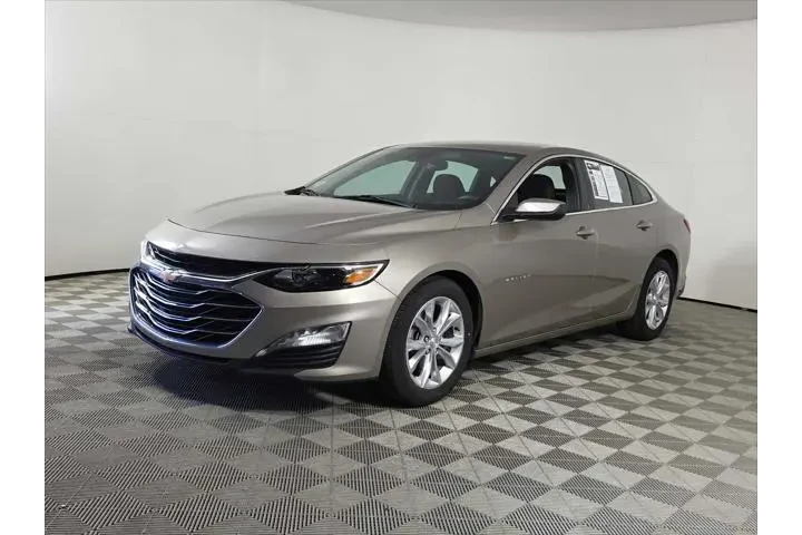 $19787 : Chevrolet Malibu 2024 LT 4dr image 4