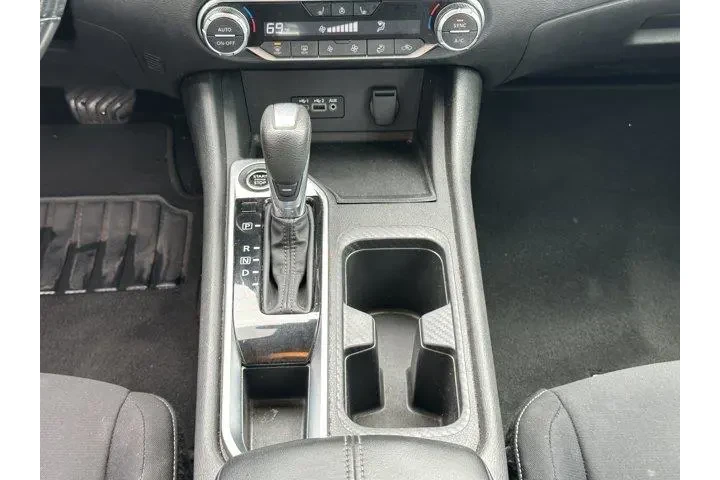 $17316 : Nissan Sentra 2023 SV 4dr Se image 10