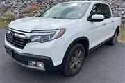 $29498 : PRE-OWNED 2020 HONDA RIDGELIN thumbnail