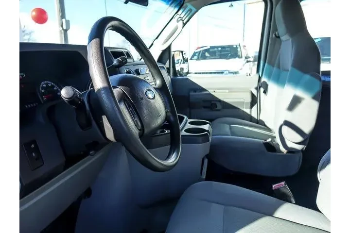 $17890 : Ford E-Series 2010 E-350 SD image 10