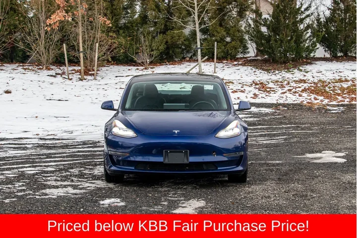 $18695 : Tesla Model 3 2022 4dr Sedan image 2