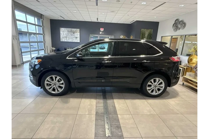 $25553 : Ford Edge 2022 AWD Titanium image 6