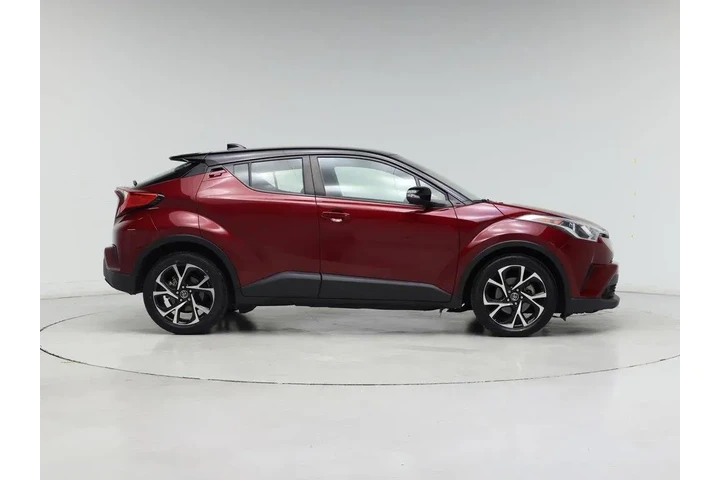 $18998 : Toyota C-HR 2019 XLE 4dr Cro image 7