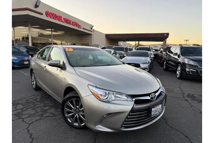 $19742 : Toyota Camry 2016 SE 4dr Sed image 1