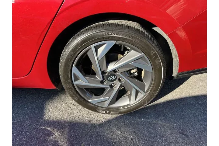 $18998 : Hyundai ELANTRA 2024 SEL 4dr image 10