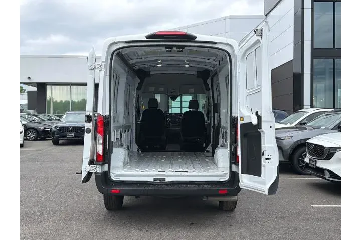 $39500 : Ford Transit 2024 250 3dr LW image 8