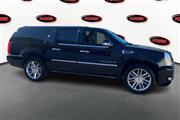 $23795 : Used 2014 Escalade ESV AWD 4d thumbnail