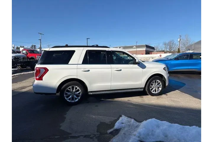 $35999 : Ford Expedition 2021 4x4 XLT image 2