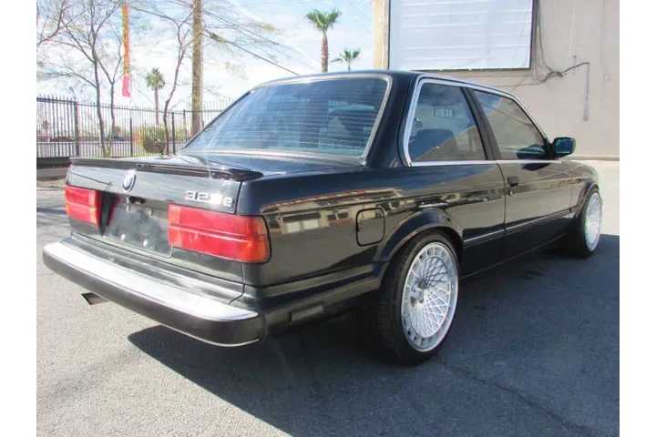 $9995 : 1986 BMW 3 Series 325es image 4