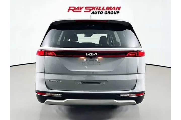 $35988 : Kia Carnival 2024 EX 4dr Min image 5