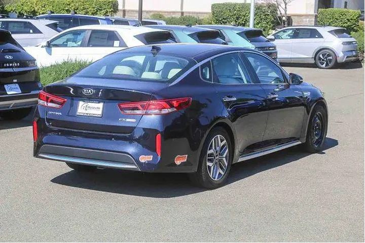 $15992 : Kia Optima Plug-In Hybrid 20 image 5