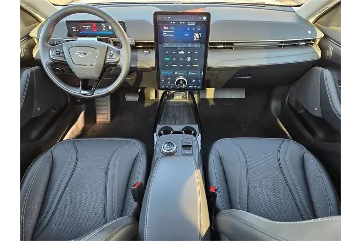 $33988 : Ford Mustang Mach-E 2024 Pre image 9