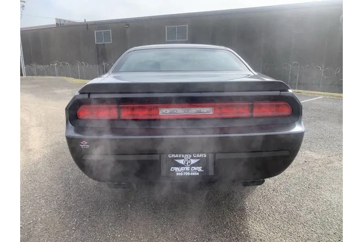 2013 Challenger SXT image 5