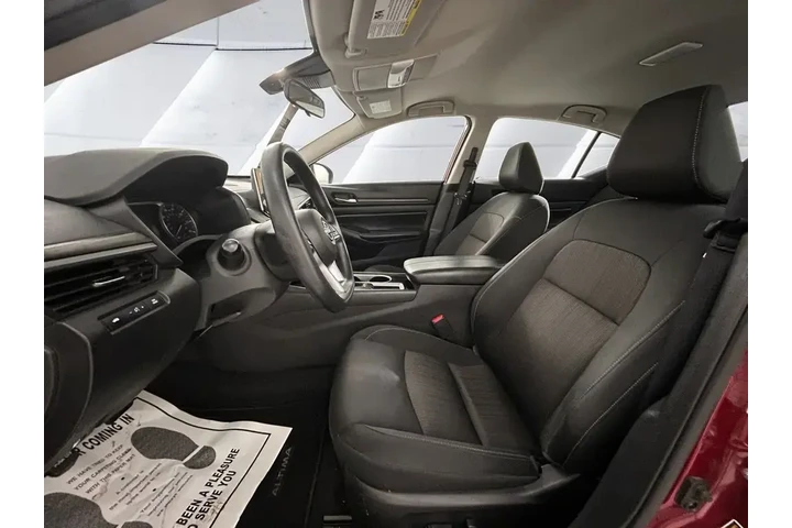 $18091 : Nissan Altima 2024 2.5 SV 4d image 7