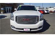 $26984 : 2016 Yukon Denali thumbnail