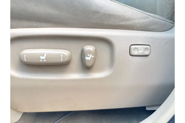 $10495 : 2007 Highlander Hybrid Limite image 8