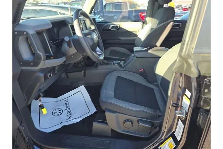 $28999 : Ford Bronco 2021 4x4 Base 4d image 7