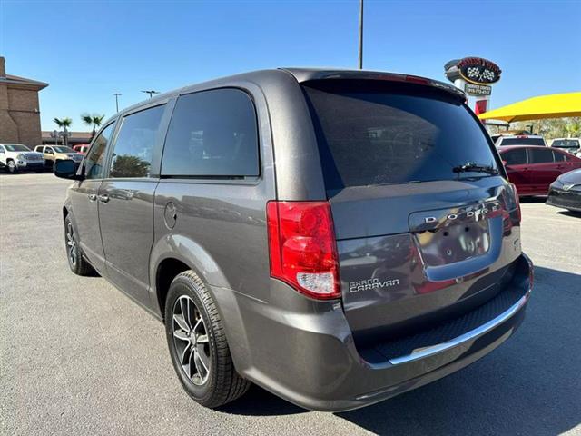 $18995 : Pre-Owned 2019 Grand Caravan image 8