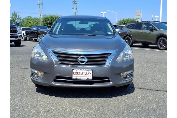 $8900 : Nissan Altima 2015 2.5 SV 4d image 2