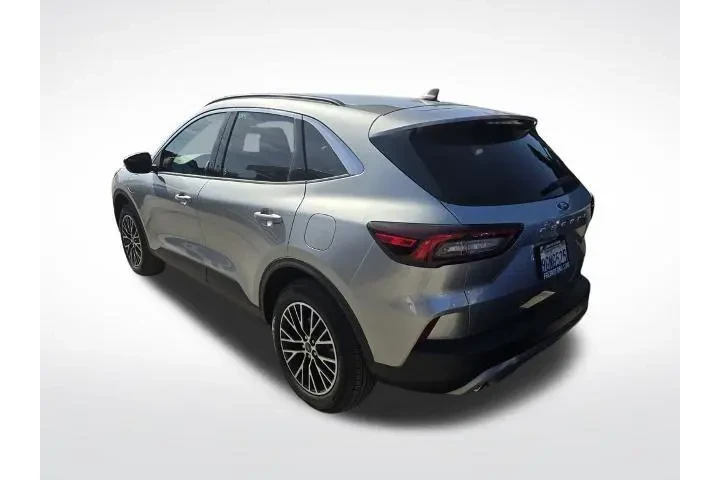 $27000 : Ford Escape Plug-In Hybrid 2 image 7