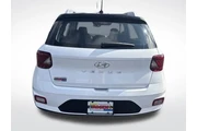 $20987 : Hyundai VENUE 2024 Limited 4 thumbnail