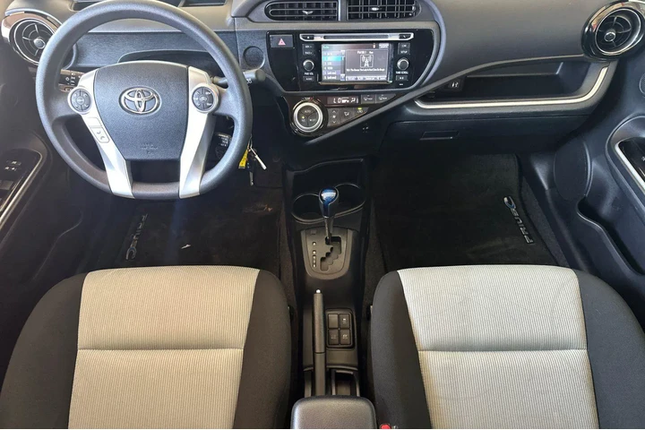 $11900 : Toyota Prius c 2015 Two 4dr image 6