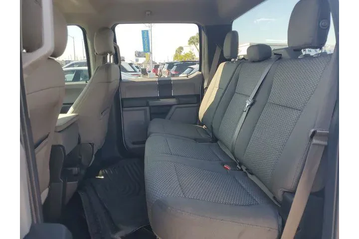 $18992 : Ford F-150 2016 4x4 King Ran image 10