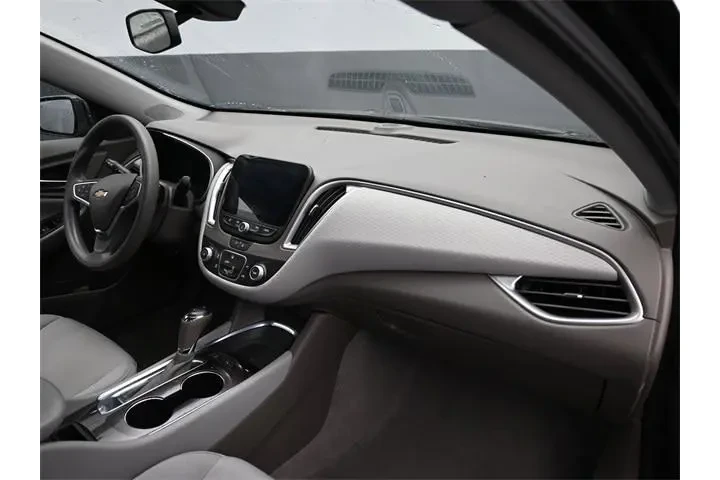 $13966 : Chevrolet Malibu 2020 LS Fle image 9