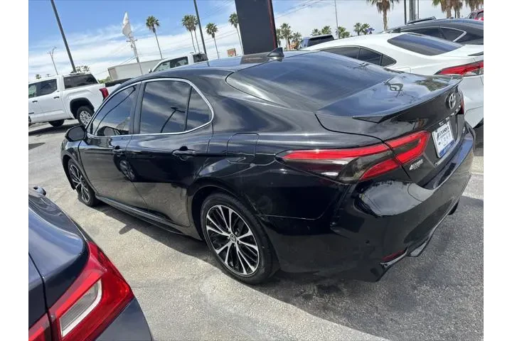 $18999 : Toyota Camry 2020 SE 4dr Sed image 7