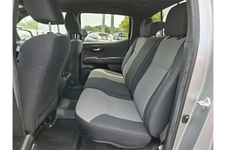 $36990 : Toyota Tacoma 2023 4x2 TRD S image 3