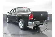 $23494 : Ram 1500 Classic 2021 4x2 Tr thumbnail
