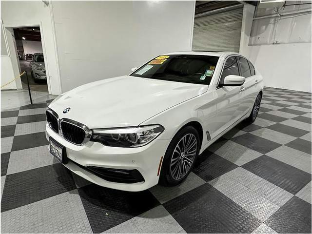 2018 BMW 5 SERIES image 9