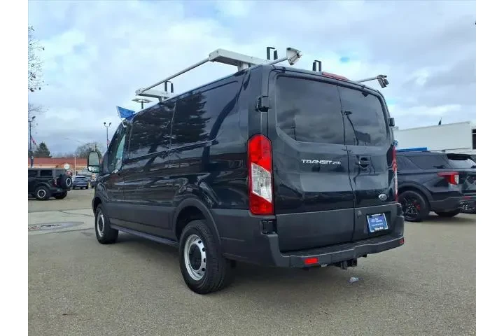 $19980 : Ford Transit 2019 250 3dr SW image 7