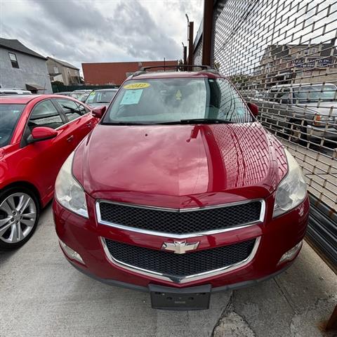 $6995 : 2012 Traverse LT FWD image 2