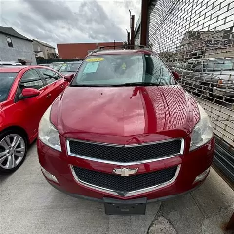 $6995 : 2012 Traverse LT FWD image 2