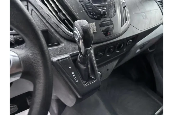 $28999 : 2019 Transit 250 image 9