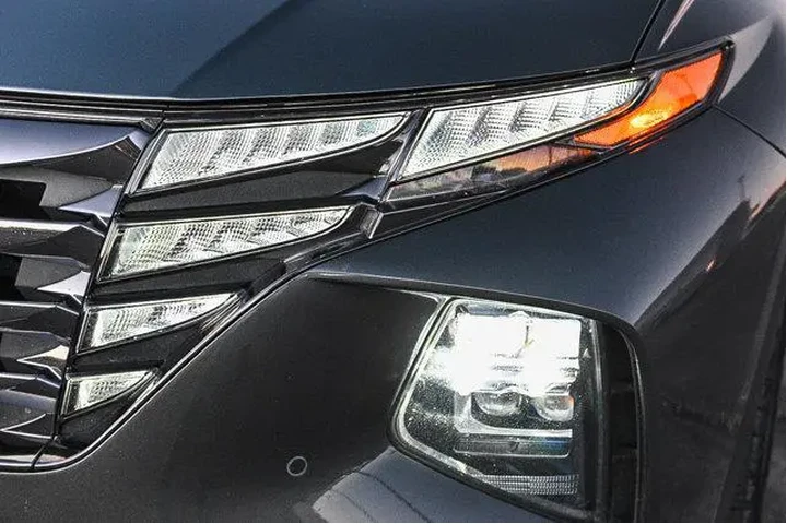 Hyundai TUCSON Hybrid 2023 A image 4