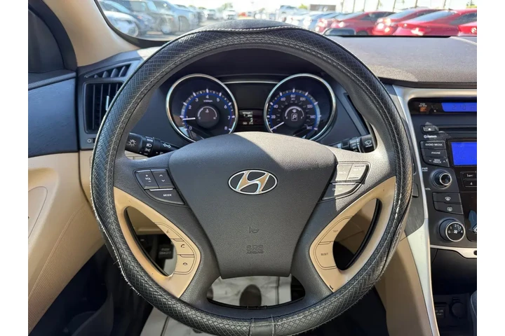 Hyundai SONATA 2013 GLS 4dr image 9