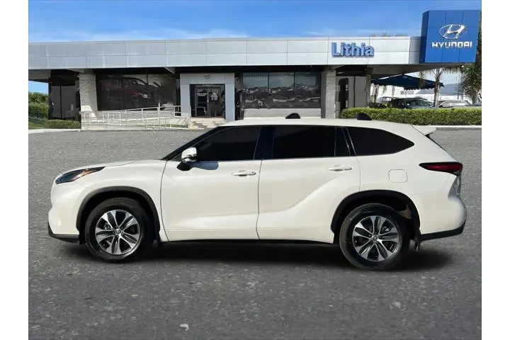 $33999 : Toyota Highlander 2022 AWD X image 6