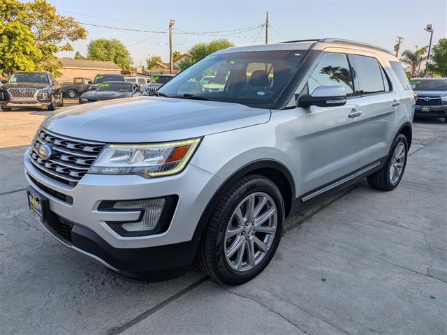 $14999 : 2017 Explorer Limited FWD image 1