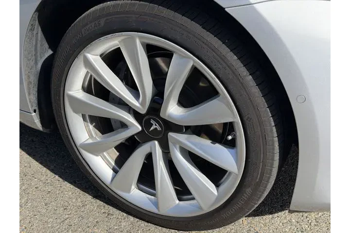 $19493 : Tesla Model 3 2018 Long Rang image 9